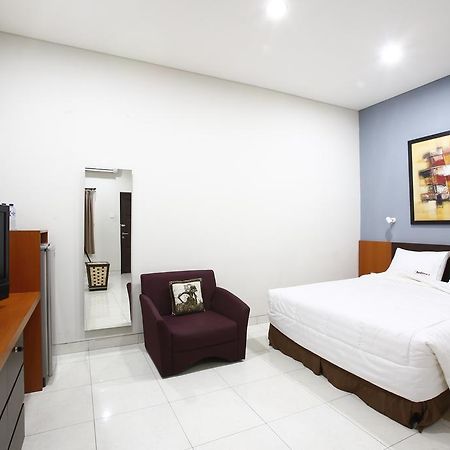 Reddoorz @ Menteng Jakarta Eksteriør bilde