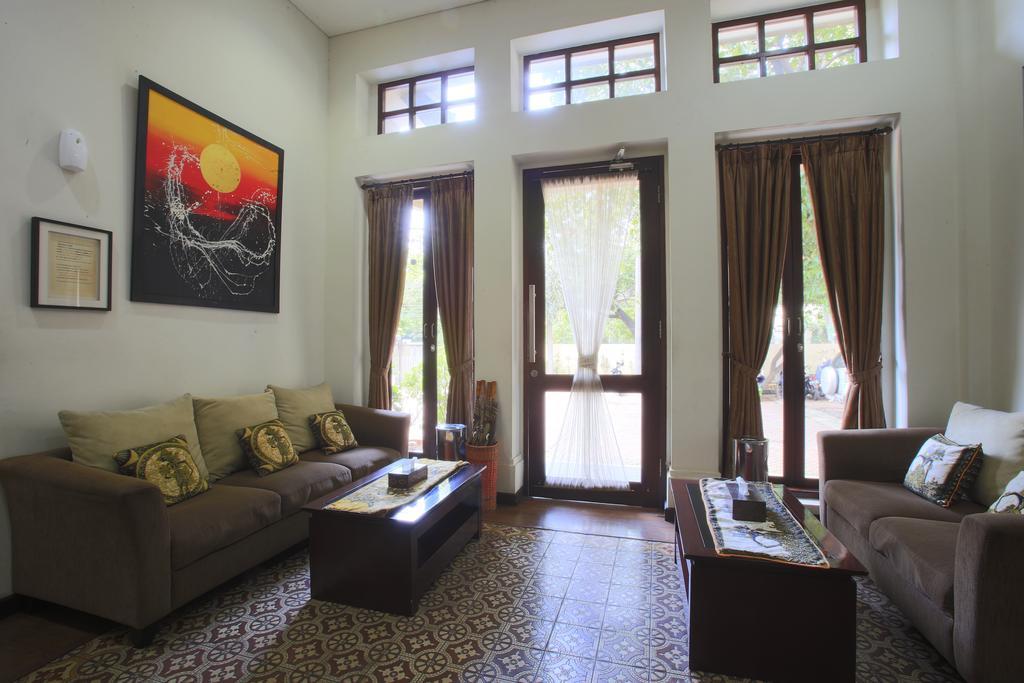 Reddoorz @ Menteng Jakarta Eksteriør bilde
