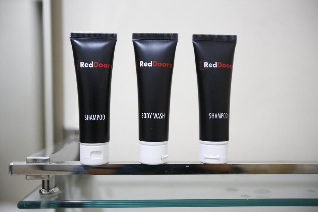 Reddoorz @ Menteng Jakarta Eksteriør bilde