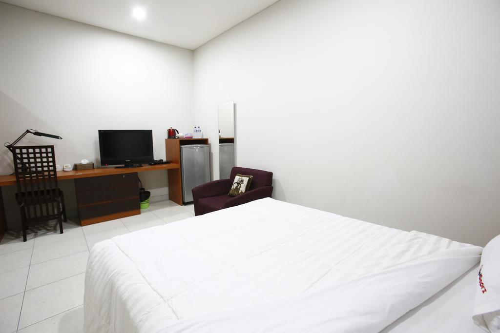 Reddoorz @ Menteng Jakarta Eksteriør bilde